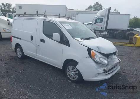 2015 Nissan Nv200 Sv z USA, uszkodzony, nr VIN 3N6CM0KN3FK695521